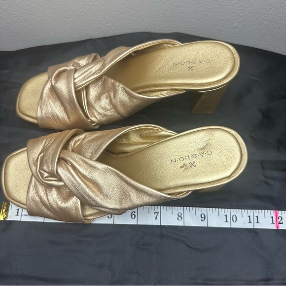 Caslon Laurette Metallic Gold Sandal Sz 8.5 - Picture 7 of 10